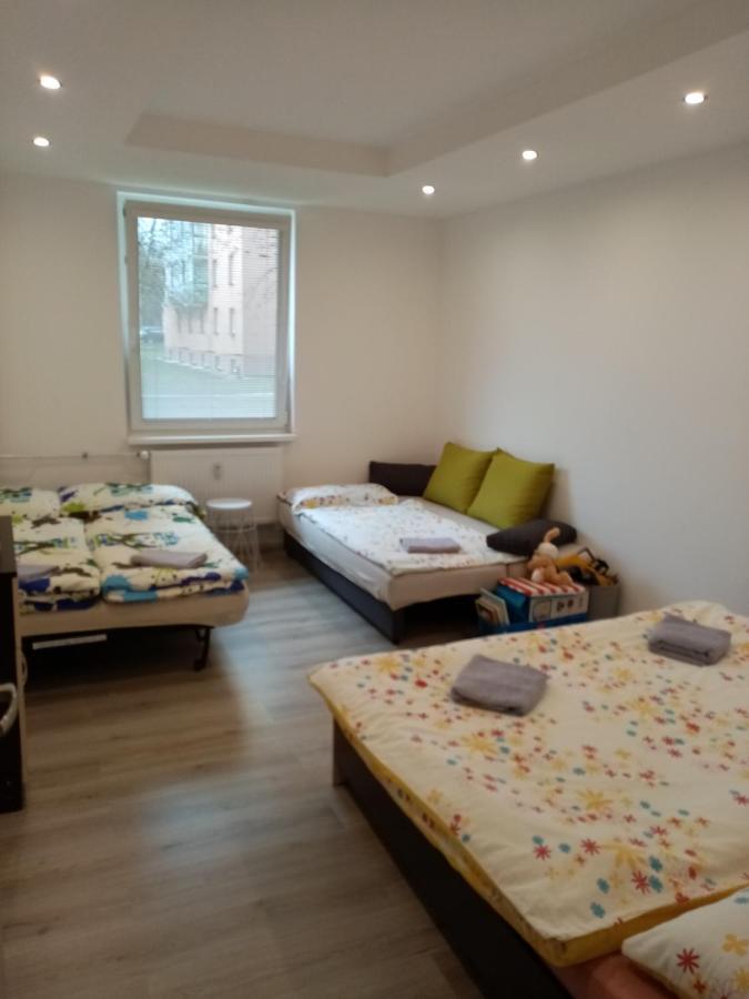 Apartman Aneta Карловы Вары Экстерьер фото